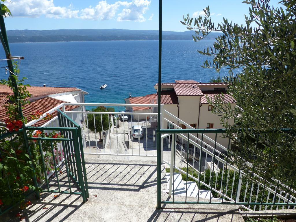 Apartments Smiljana Omiš Eksteriør bilde