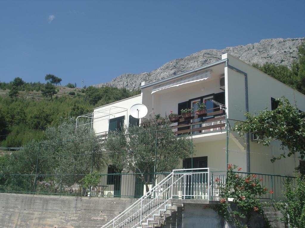 Apartments Smiljana Omiš Eksteriør bilde
