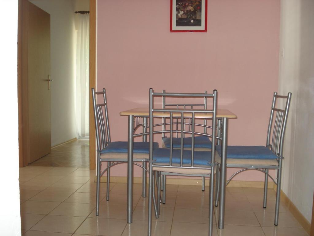 Apartments Smiljana Omiš Eksteriør bilde